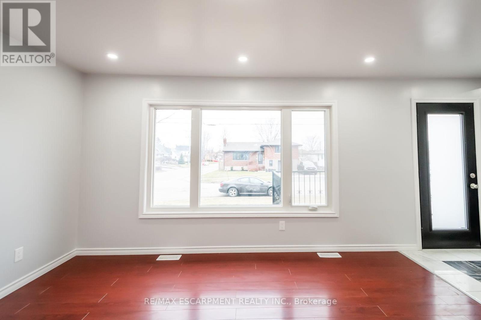 Photo 29 of 132 Franklin Avenue, Port Colborne ON