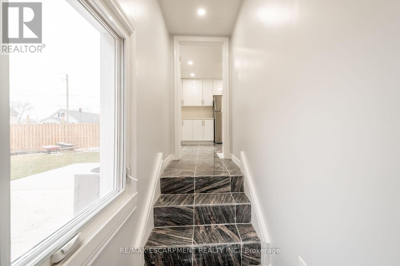 Photo 37 of 132 Franklin Avenue, Port Colborne ON