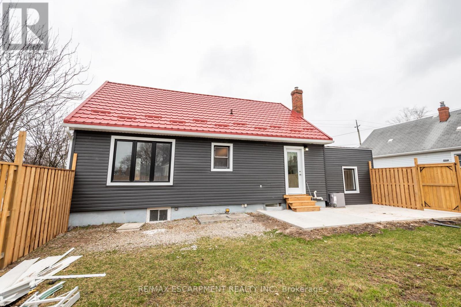Photo 21 of 132 Franklin Avenue, Port Colborne ON