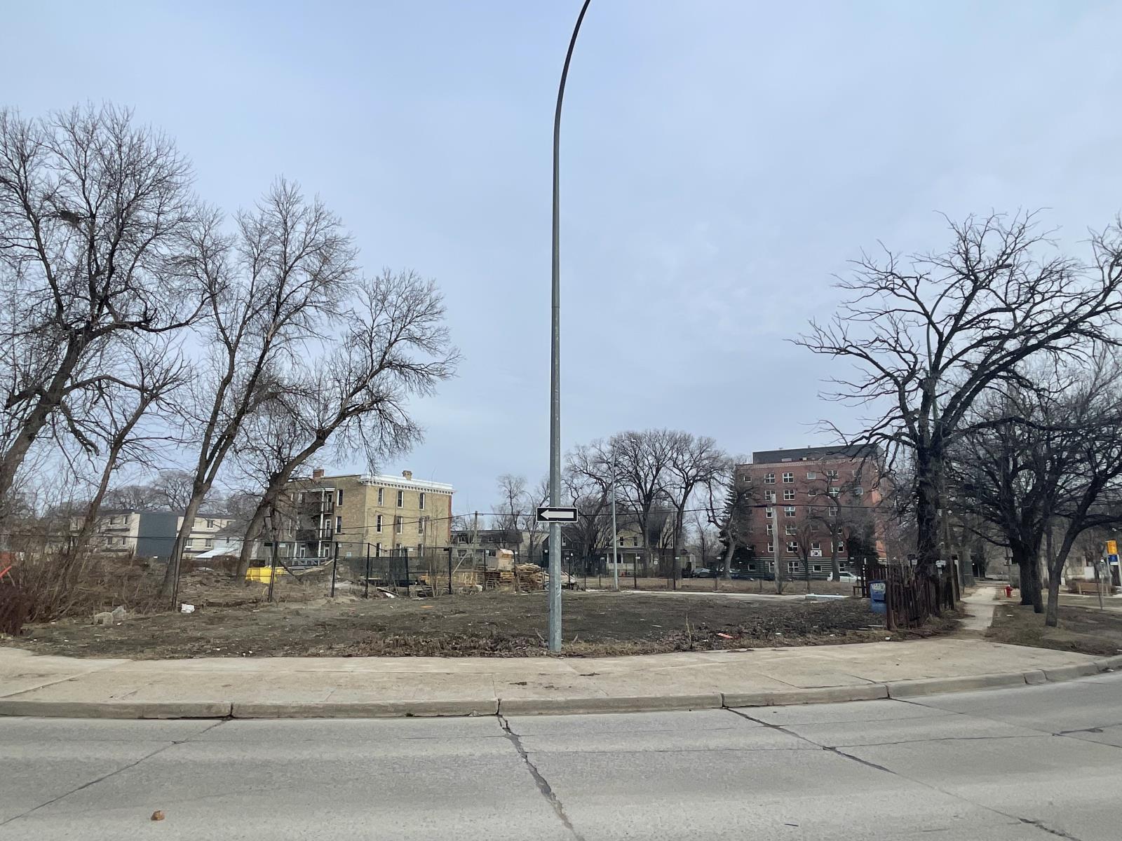 Photo 7 of 160 Mayfair Ave, Winnipeg MB
