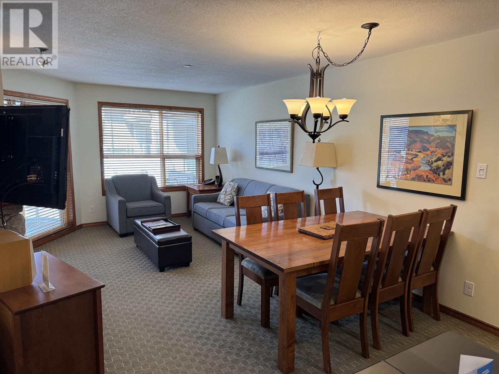 363(39) 4800 SPEARHEAD DRIVE, Whistler