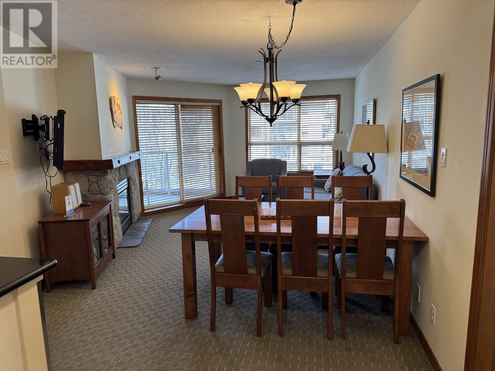 363(39) 4800 SPEARHEAD DRIVE, Whistler