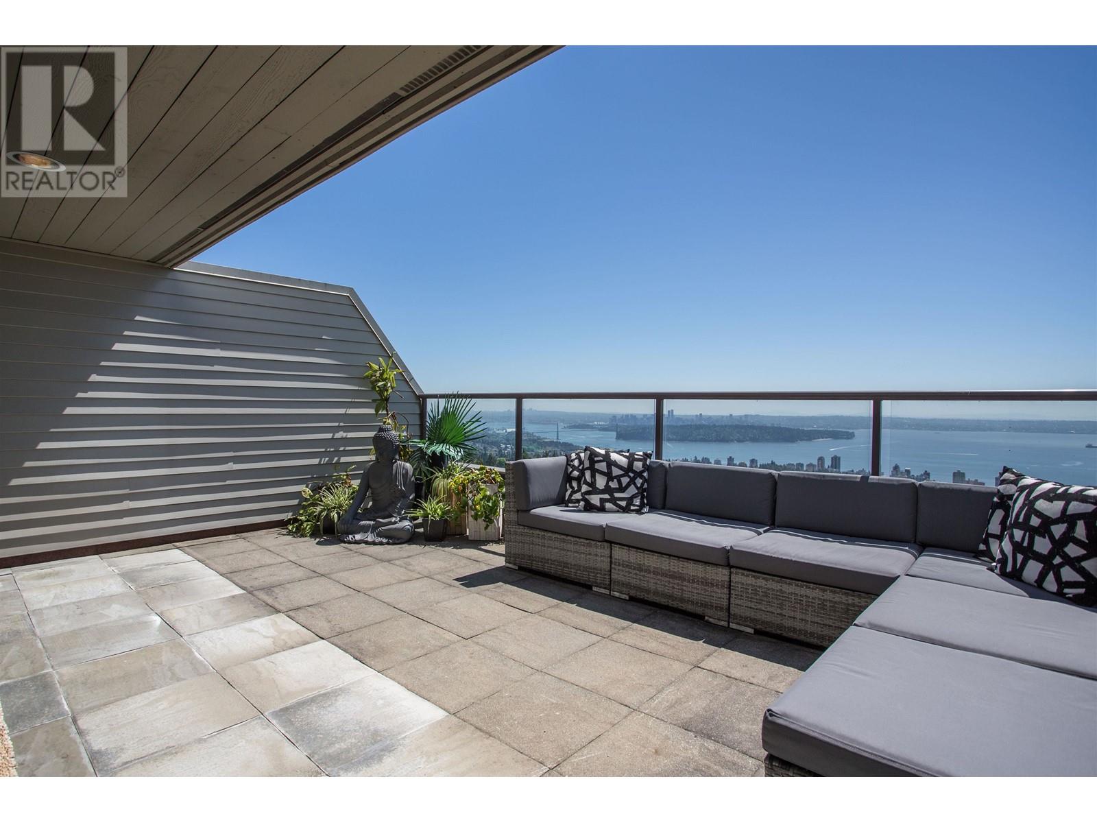 34 2242 FOLKESTONE WAY, West Vancouver