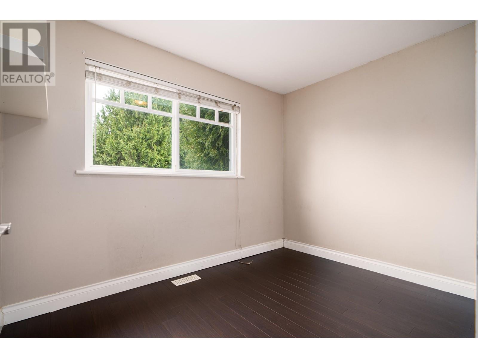 646 ALDERSON AVENUE, Coquitlam