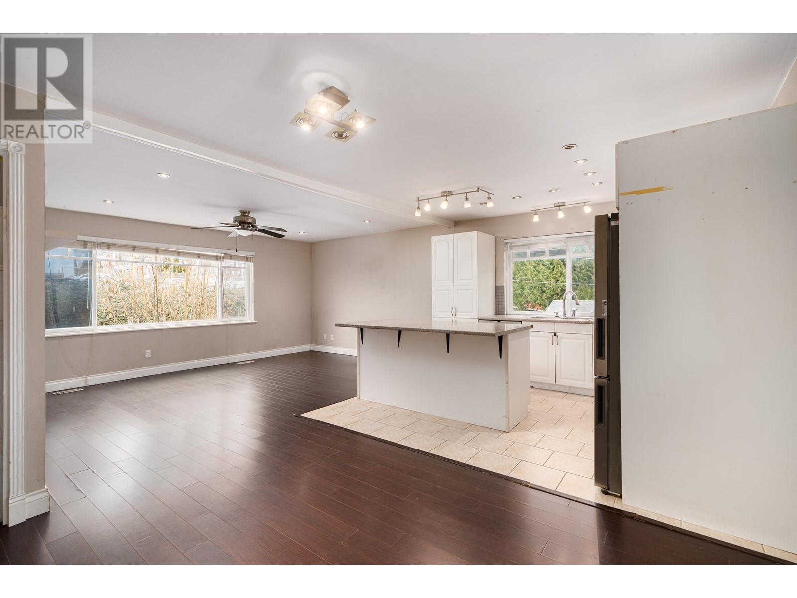 646 ALDERSON AVENUE, Coquitlam
