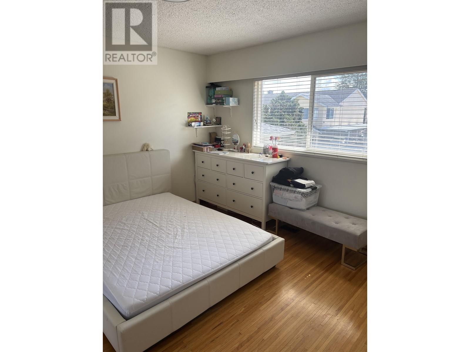 Photo 11 of 6551 Azure Road, Richmond BC