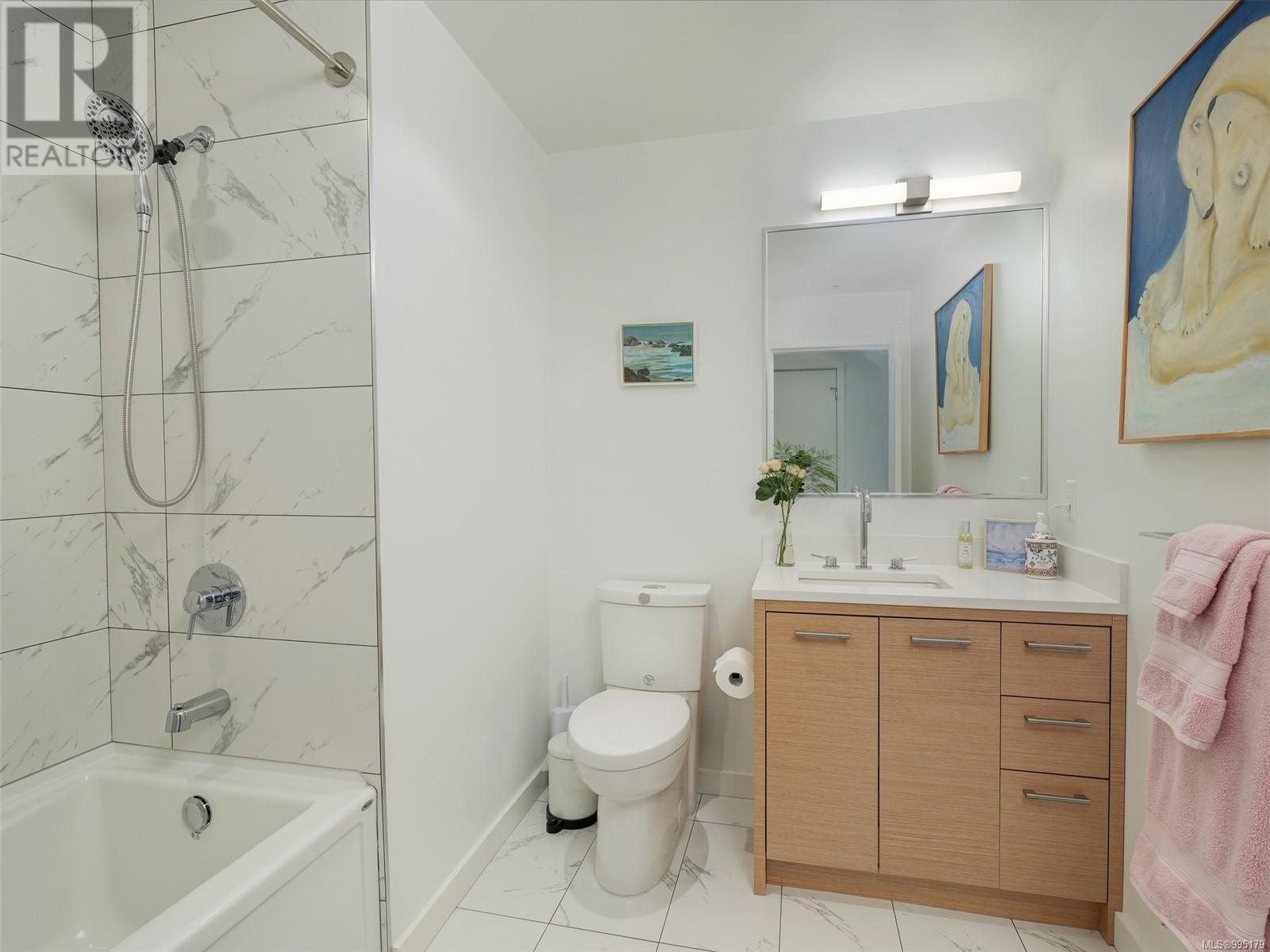 #101 4009 RAINBOW HILL LANE - Image 13