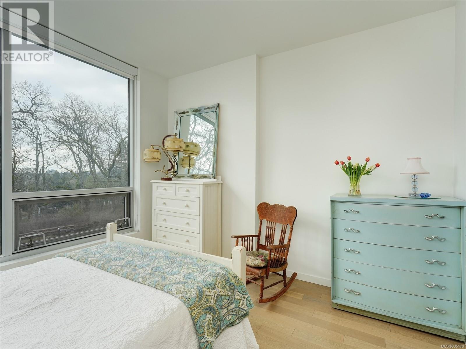 #101 4009 RAINBOW HILL LANE - Image 14