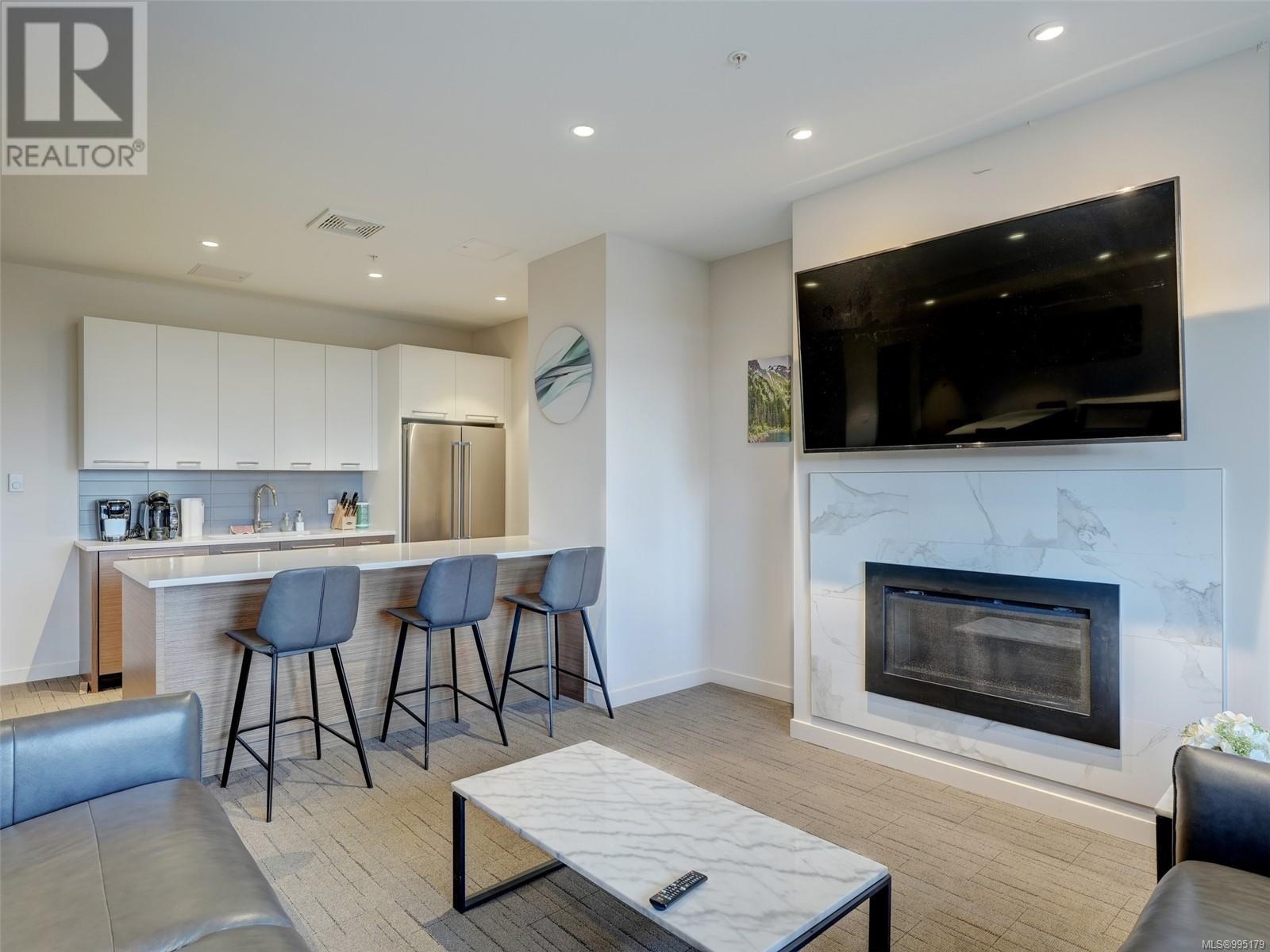 #101 4009 RAINBOW HILL LANE - Image 31