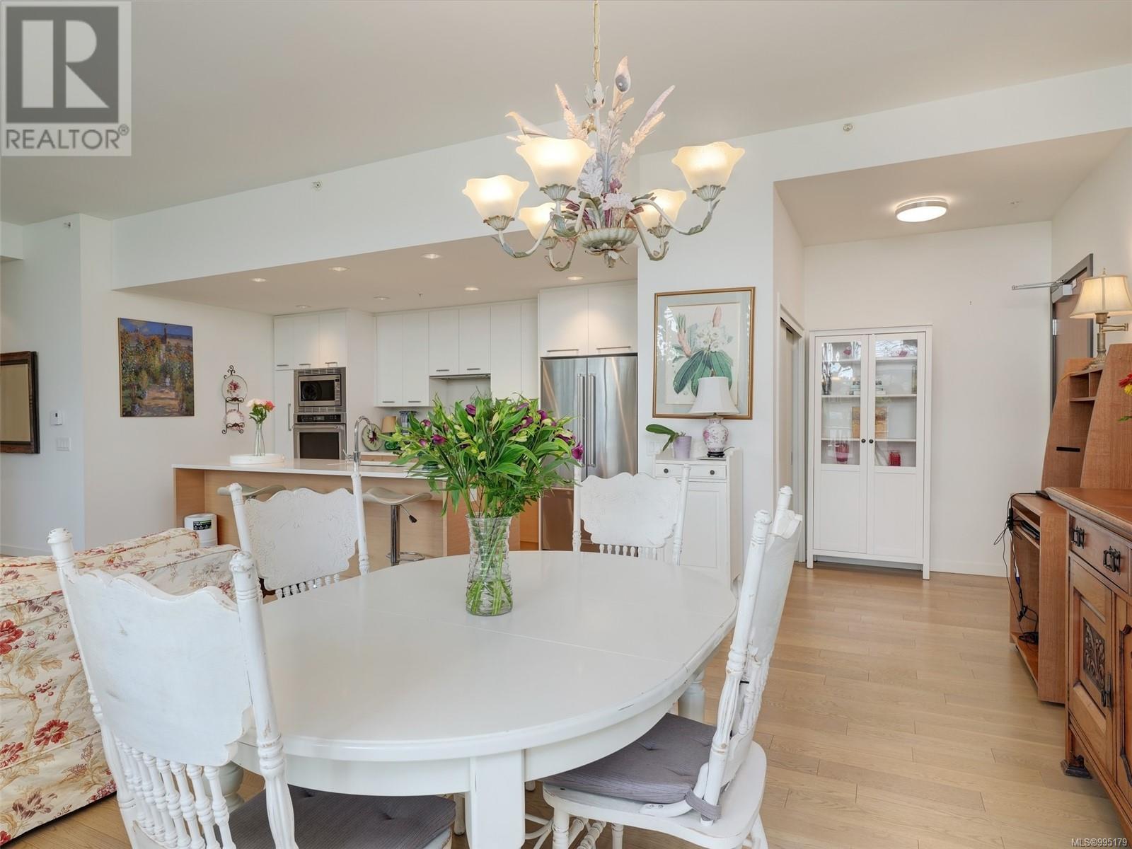 #101 4009 RAINBOW HILL LANE - Image 8