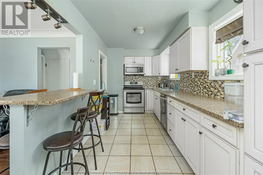Photo 9 of 1345 Harrison Avenue, Windsor ON