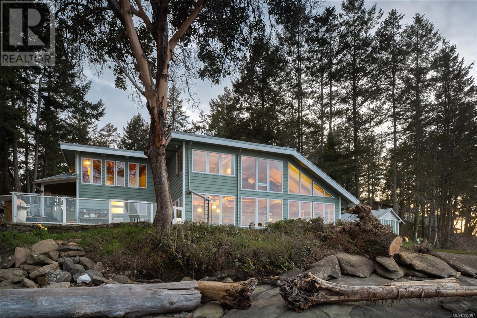 281 Bellhouse Road, Galiano Island