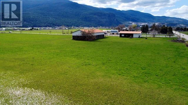  2110 Pleasant Valley Road, Spallumcheen