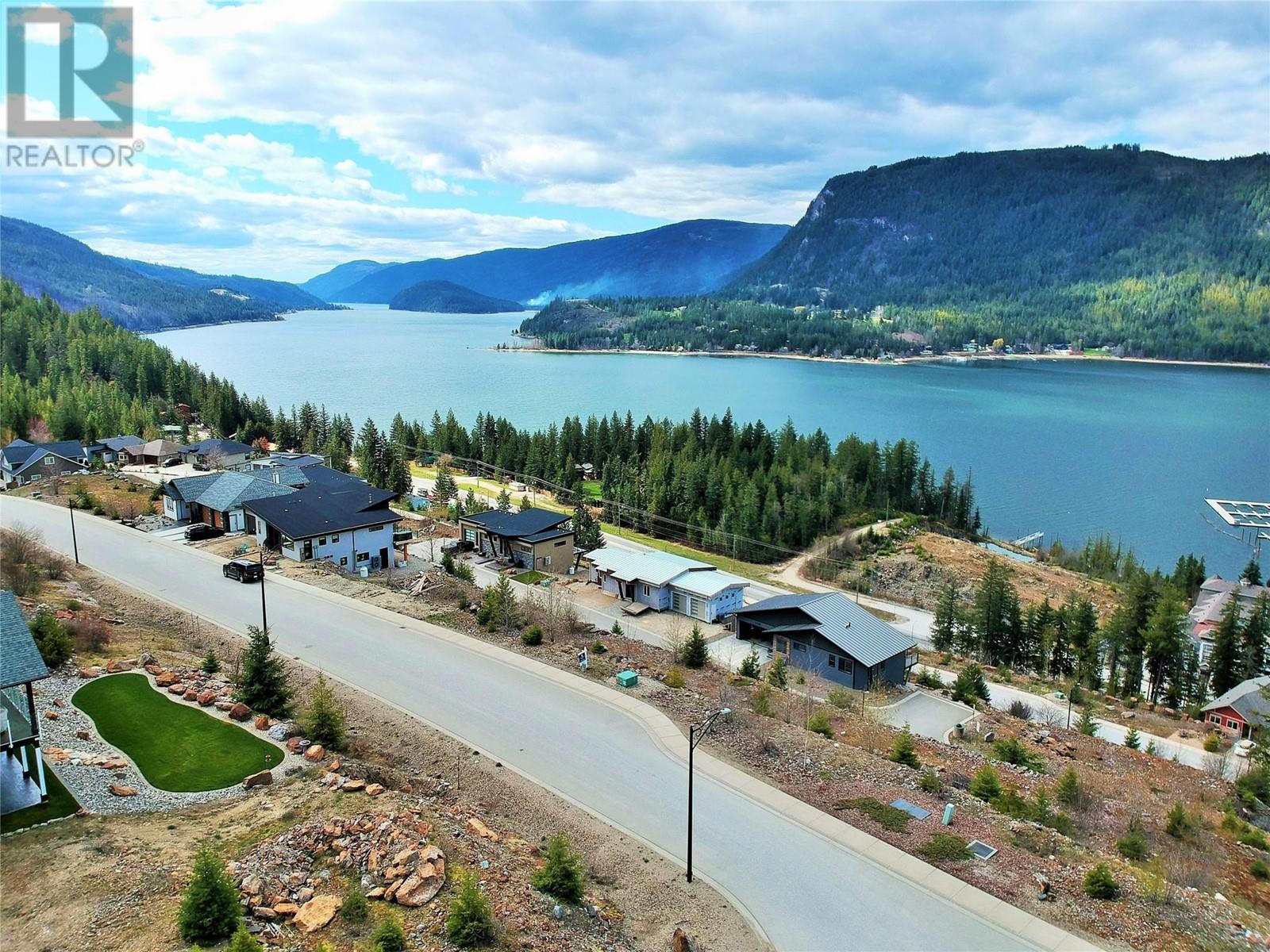  238 Bayview Drive, Sicamous