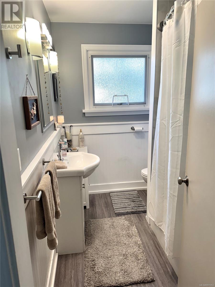 4327 Craig Rd, Port Alberni real estate listing 991353