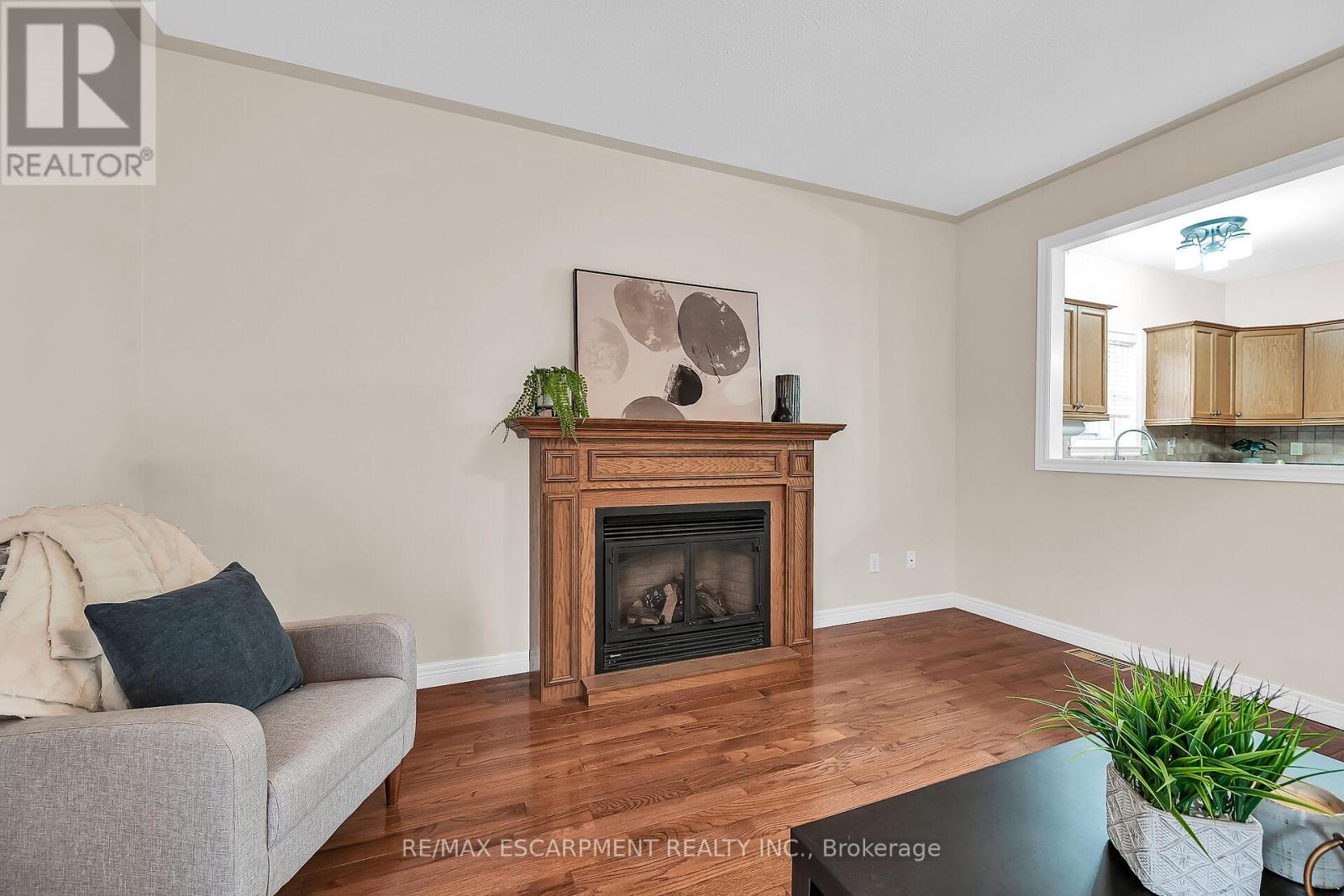 Photo 19 of 20 Oak Crescent, Haldimand ON