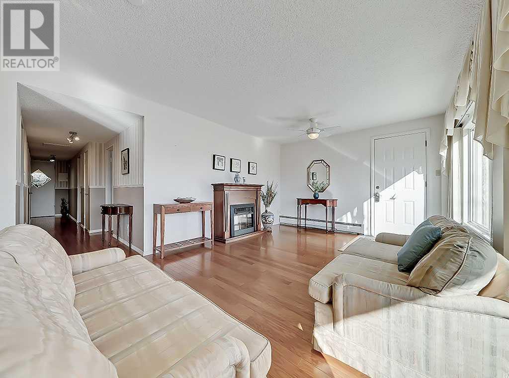 Single Family House for Sale in   Cedar Crescent SW Spruce Cliff Calgary 