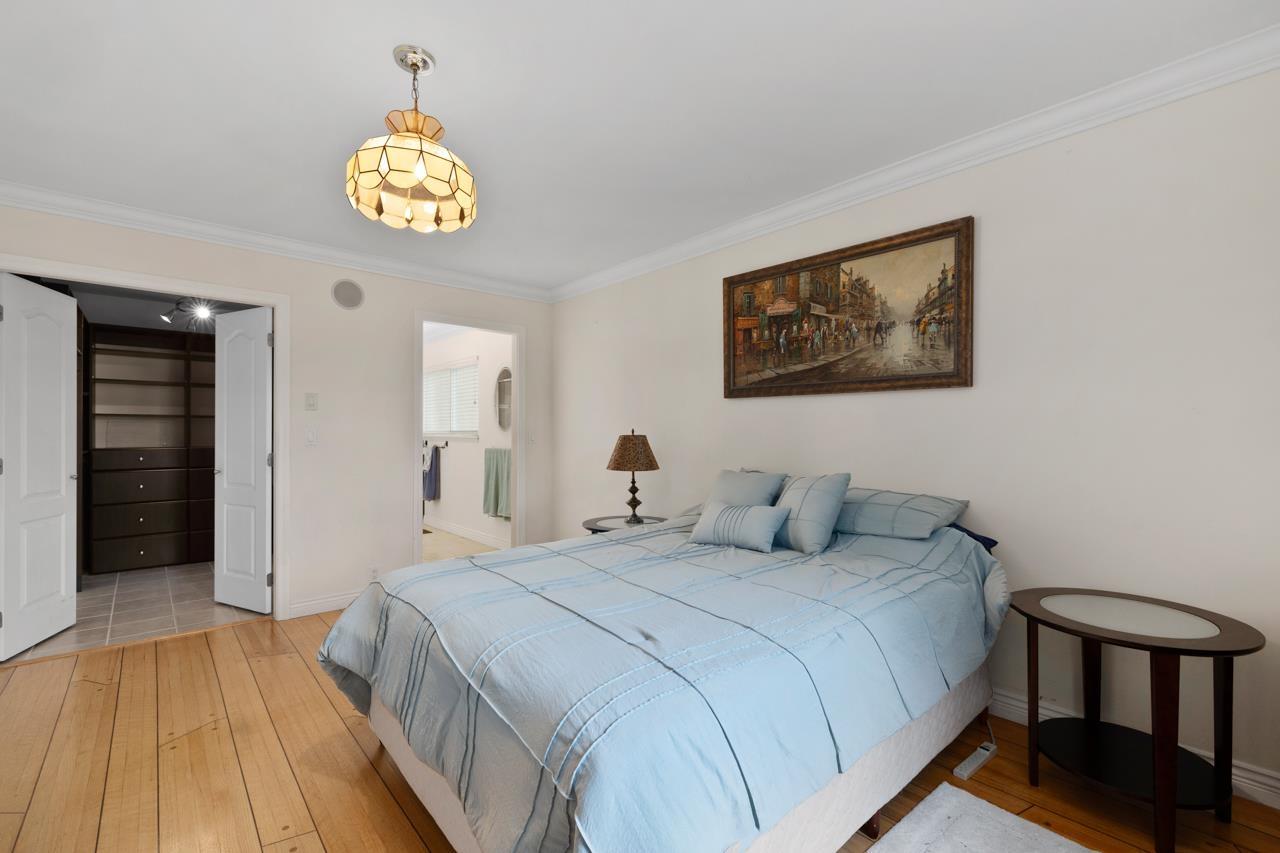 4 1040 PARKER STREET, White Rock real estate listing R2977265