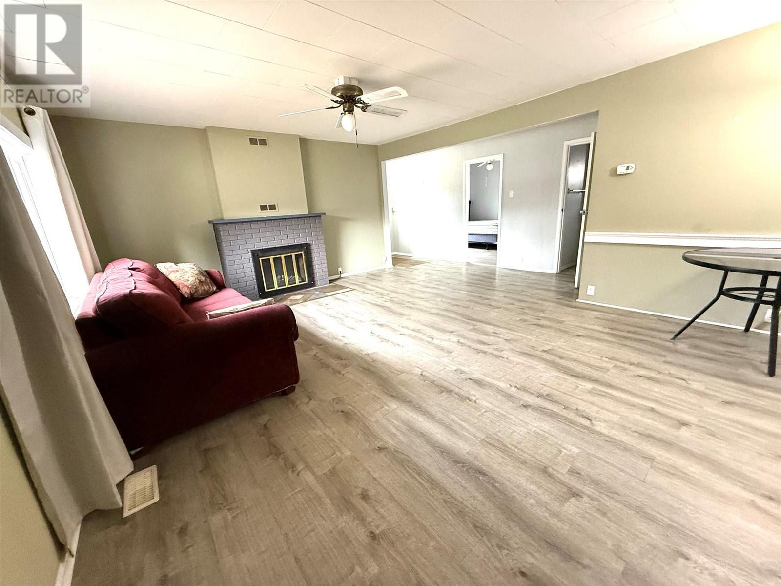 2195 Seventh Avenue, Trail