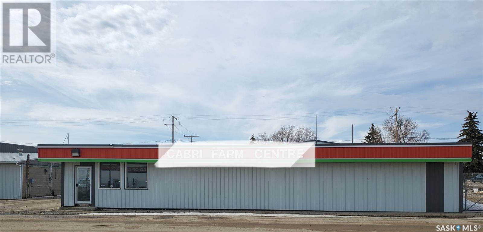 Photo 1 of 102 Railway Avenue N, Cabri SK