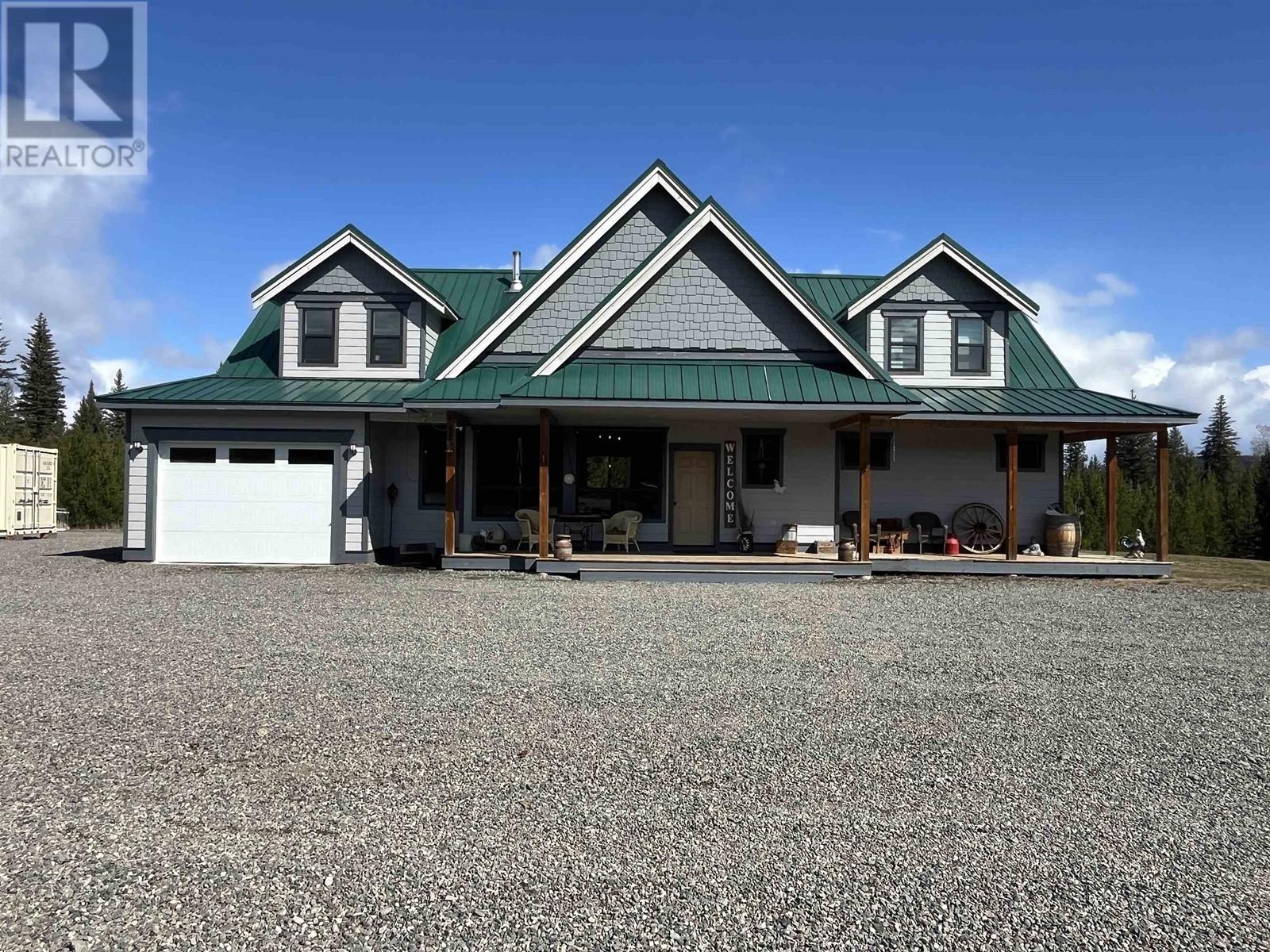 6518 FOOTHILLS ROAD, 100 Mile House