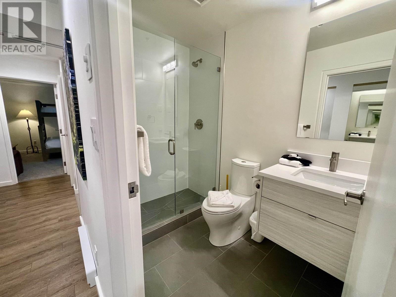 611 WK7-4910 SPEARHEAD PLACE, Whistler