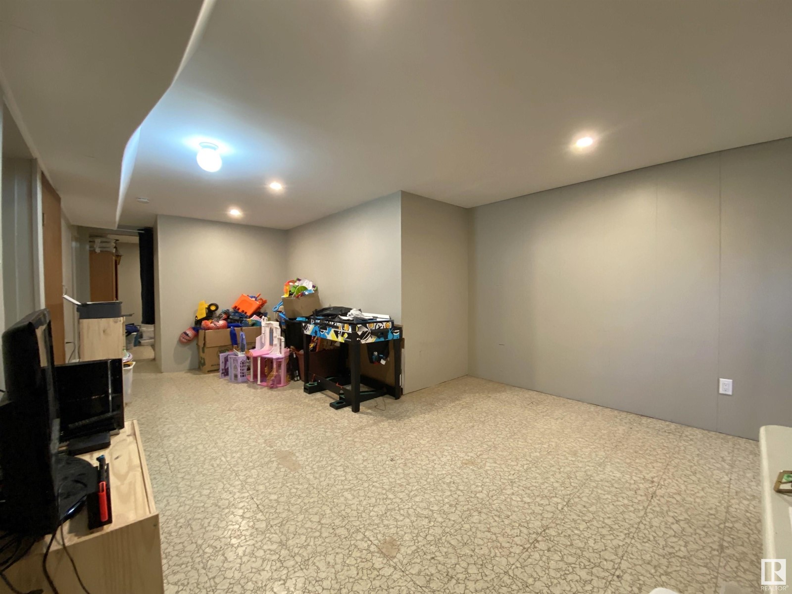 Photo 10 of 5010 40 Av, Wetaskiwin AB