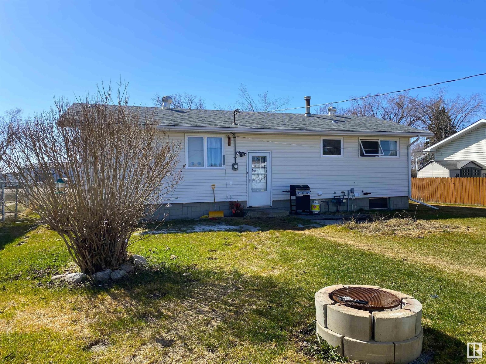 Photo 6 of 5010 40 Av, Wetaskiwin AB