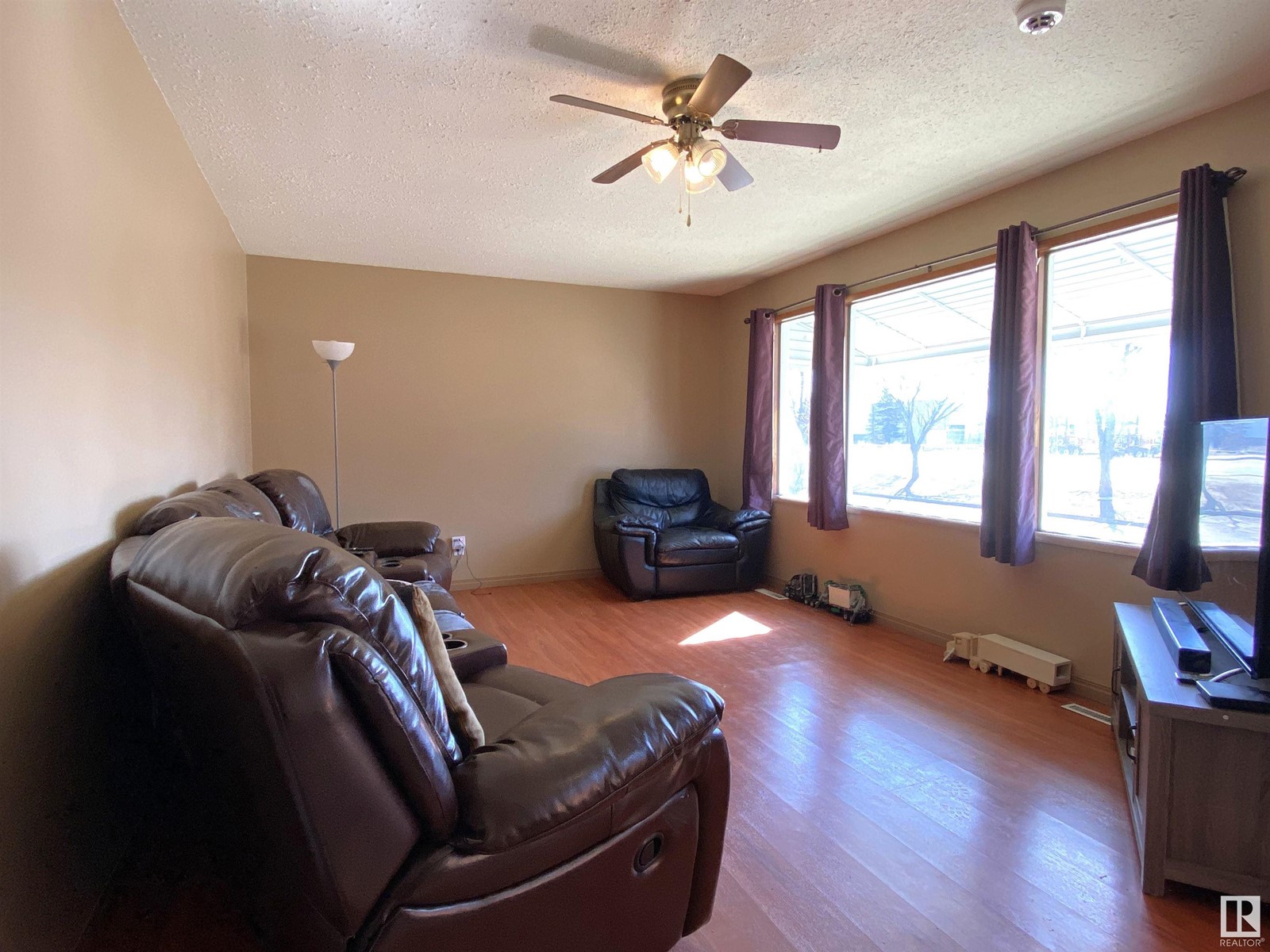 Photo 28 of 5010 40 Av, Wetaskiwin AB