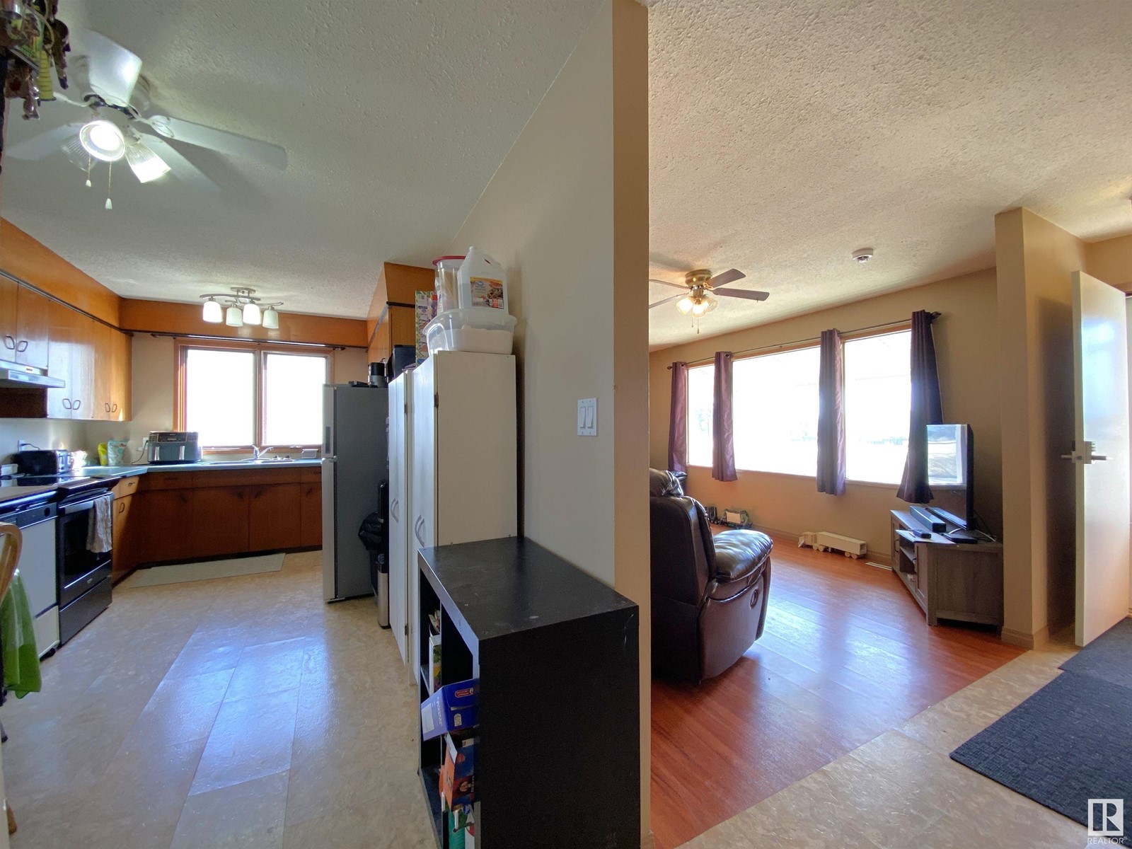 Photo 25 of 5010 40 Av, Wetaskiwin AB