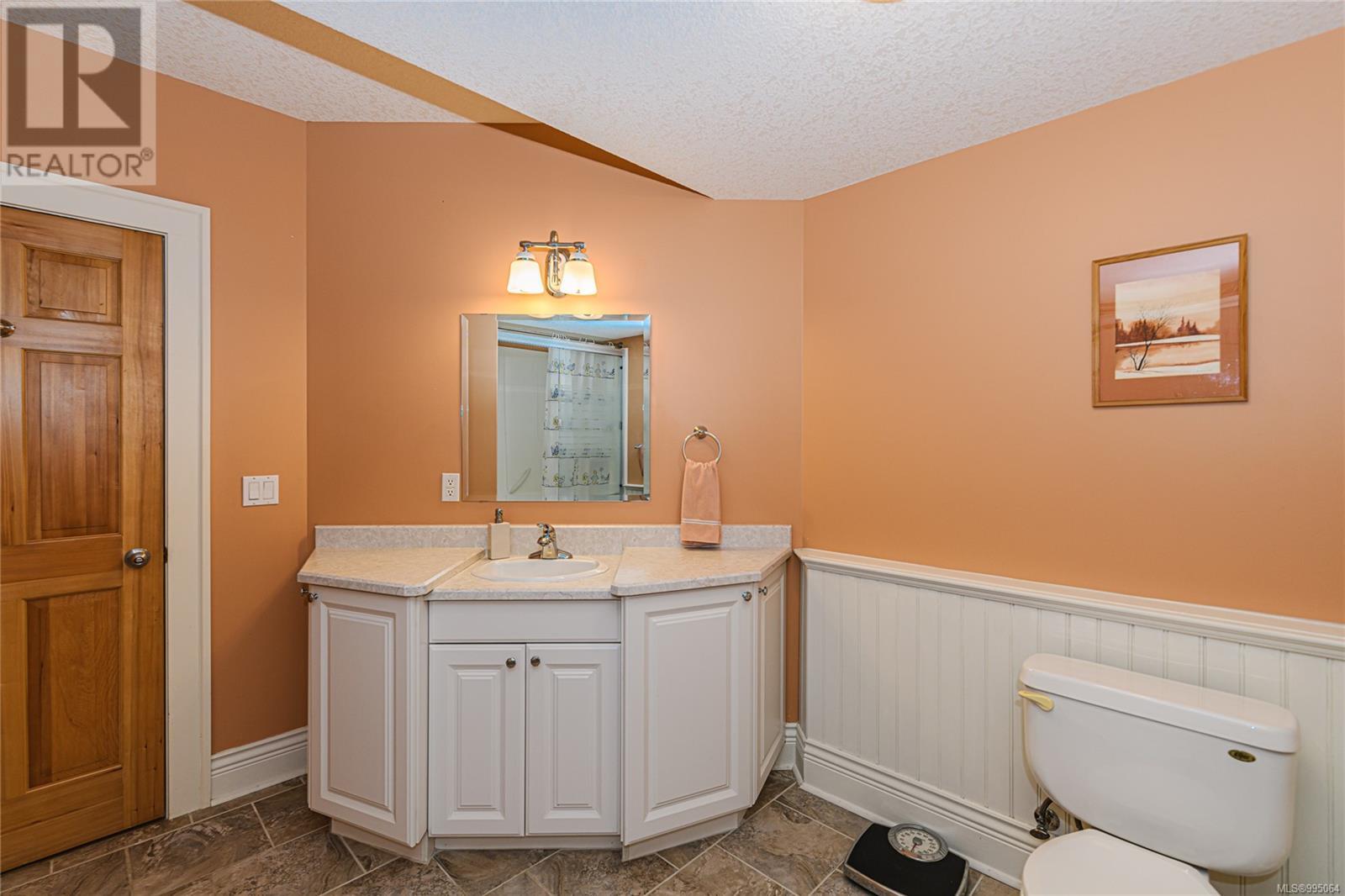 720 Long Harbour Rd, Salt Spring