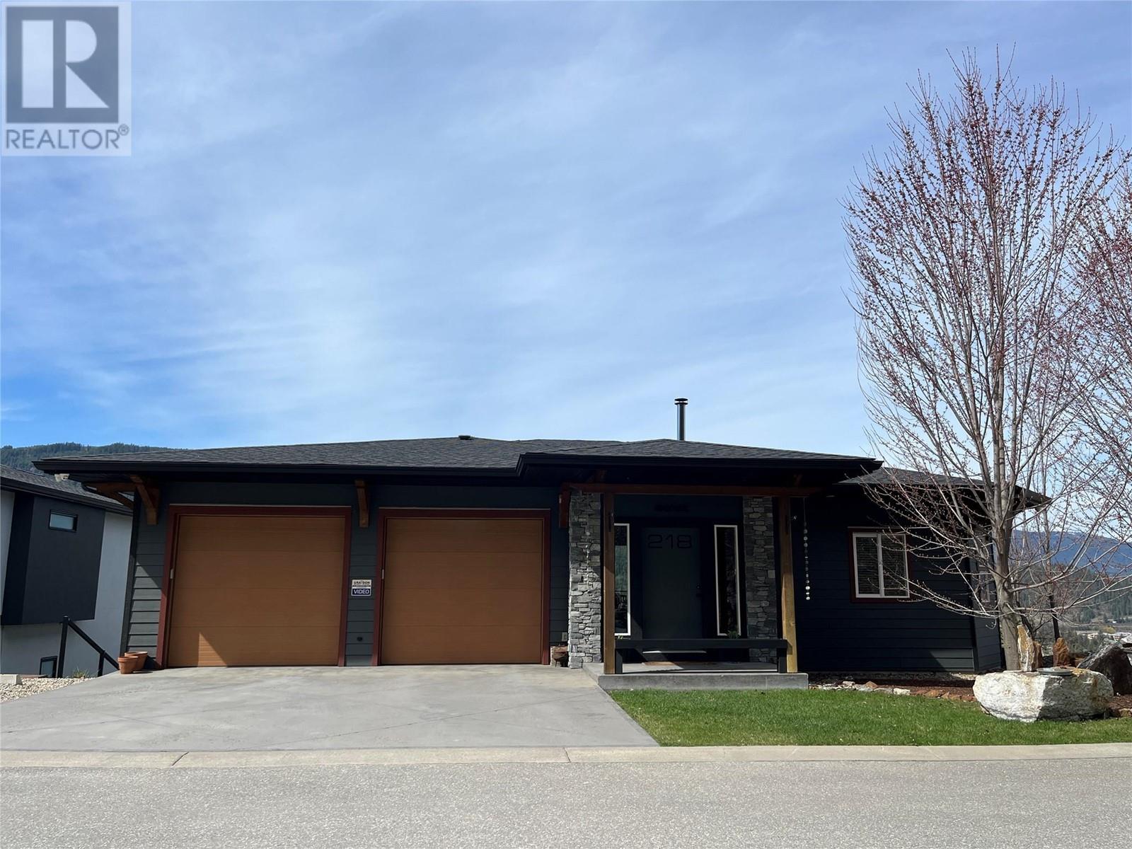  218 Sunset Drive, Sicamous