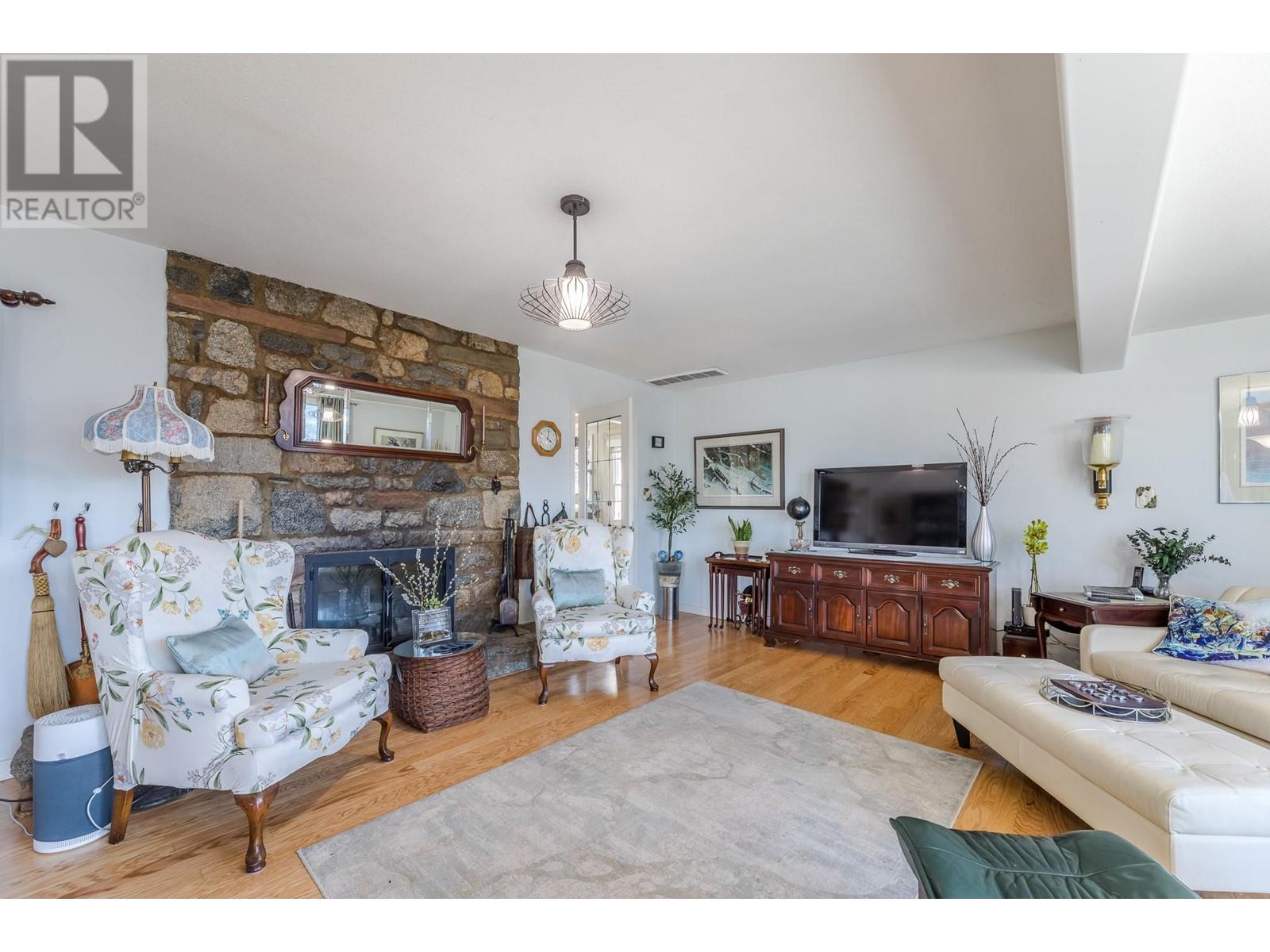  153 Lower Bench Road, Penticton