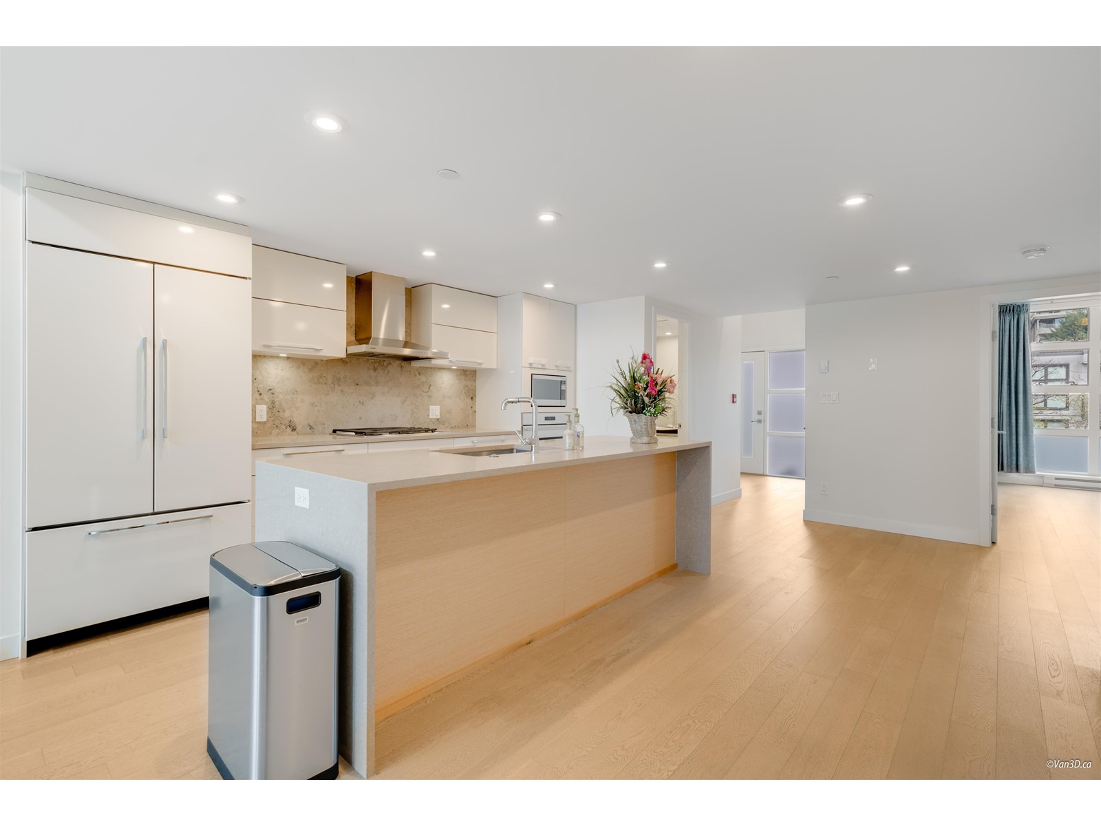 301 1150 OXFORD STREET, White Rock real estate listing R2984253