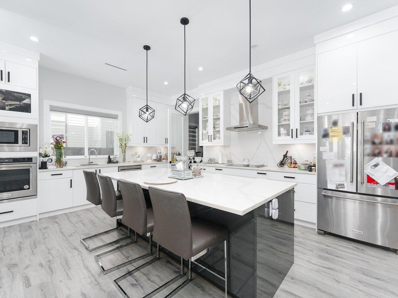 Photo 6 of 14477 101 Avenue, Surrey BC