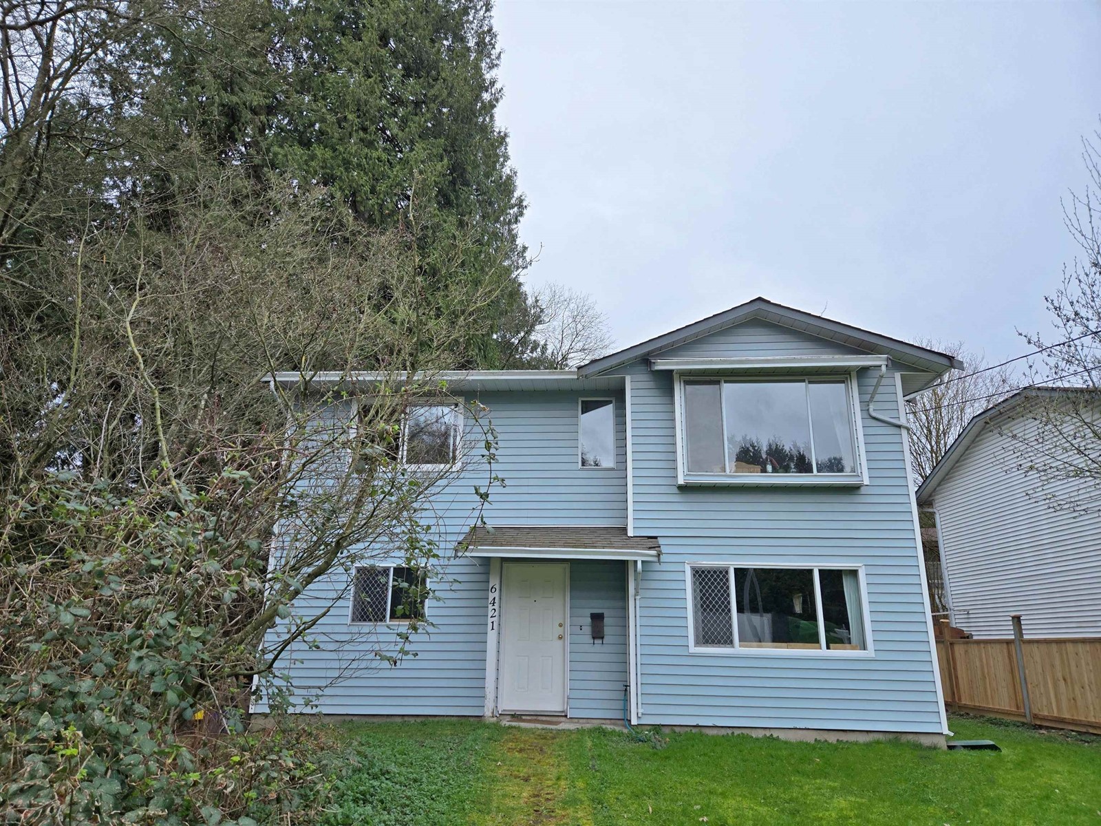 Photo 8 of 6421 King George Boulevard, Surrey BC