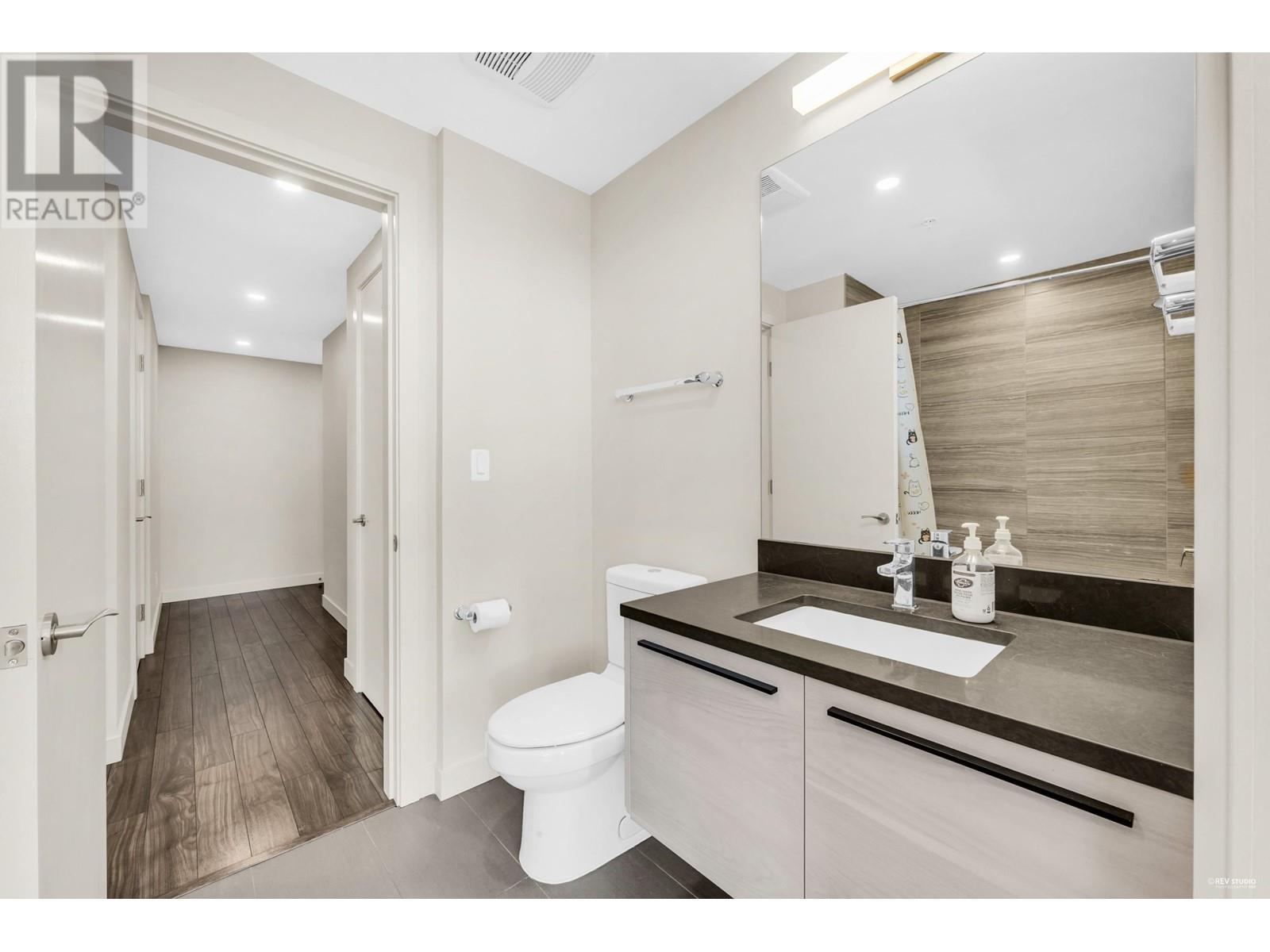 Photo 17 of 3605 6383 Mckay Avenue, Burnaby BC