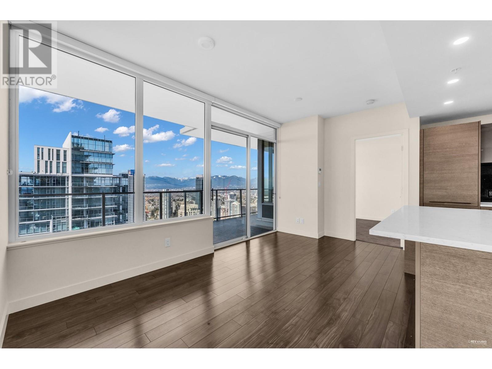 Photo 14 of 3605 6383 Mckay Avenue, Burnaby BC