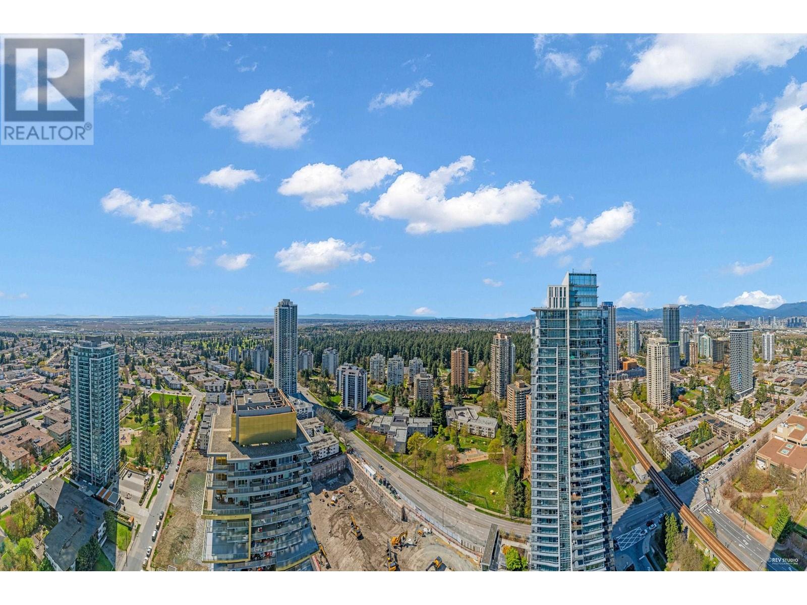 Photo 30 of 3605 6383 Mckay Avenue, Burnaby BC