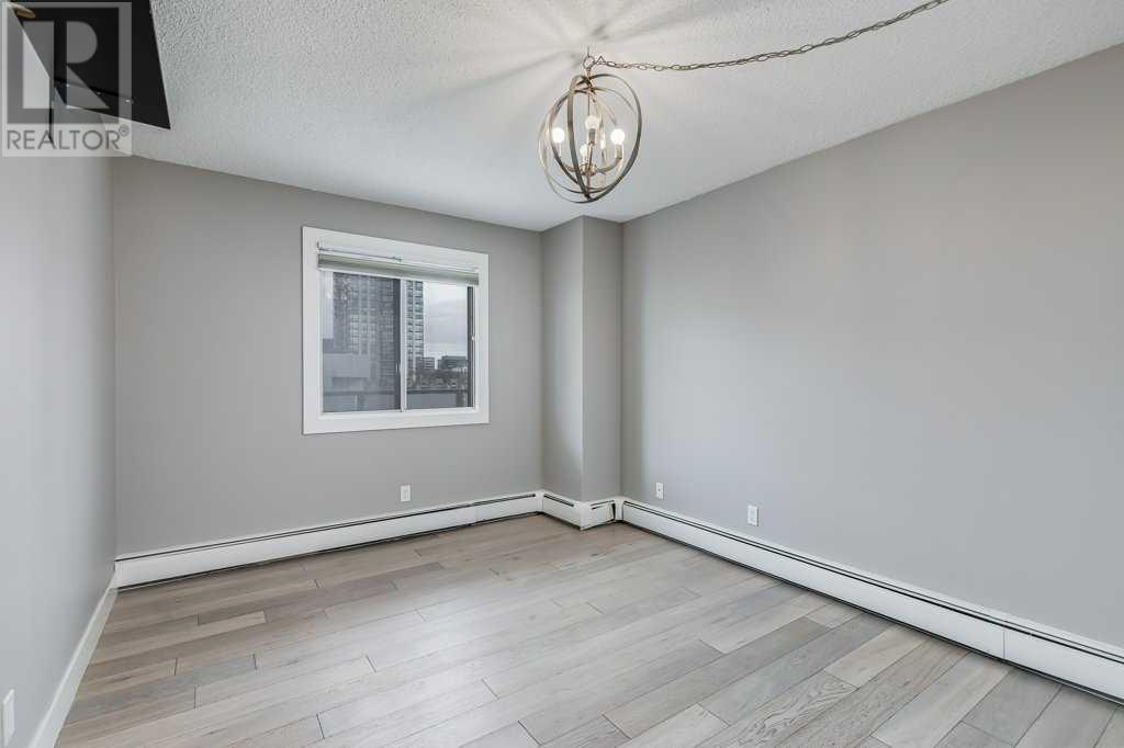 Single Family House for Sale in    Avenue SW Beltline Calgary 