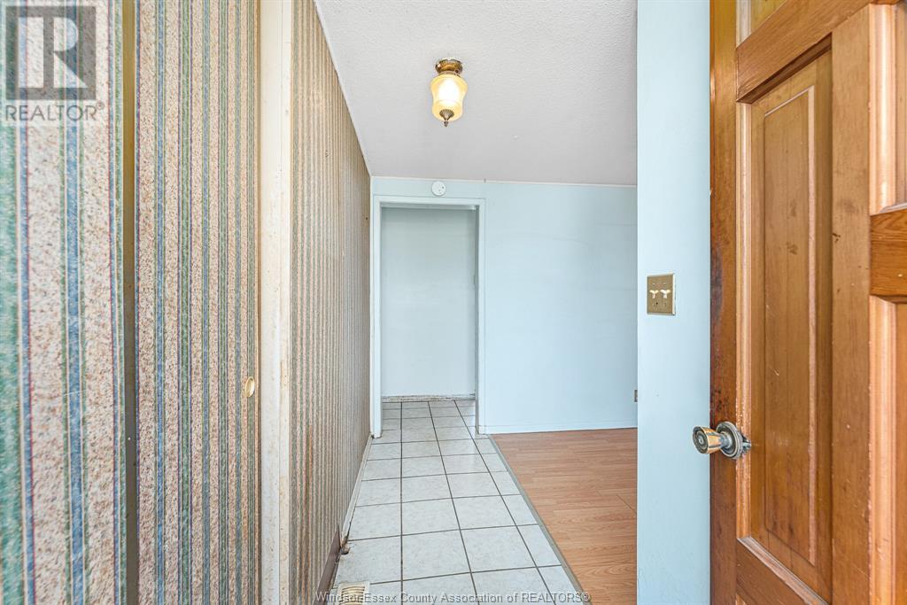 Photo 7 of 3425 County Rd 42, Windsor ON