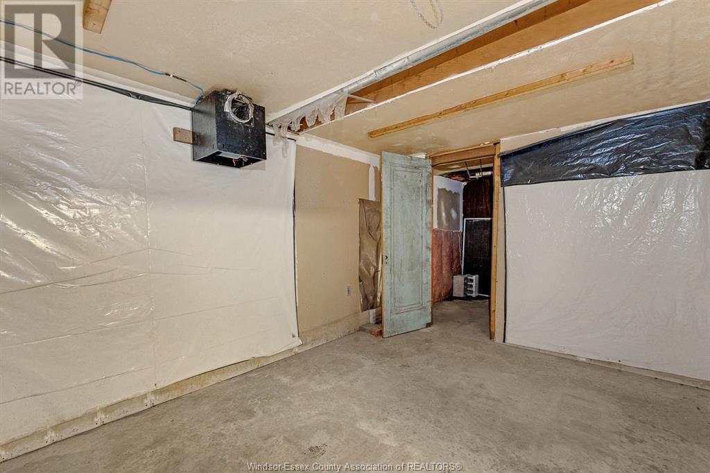 Photo 18 of 3425 County Rd 42, Windsor ON