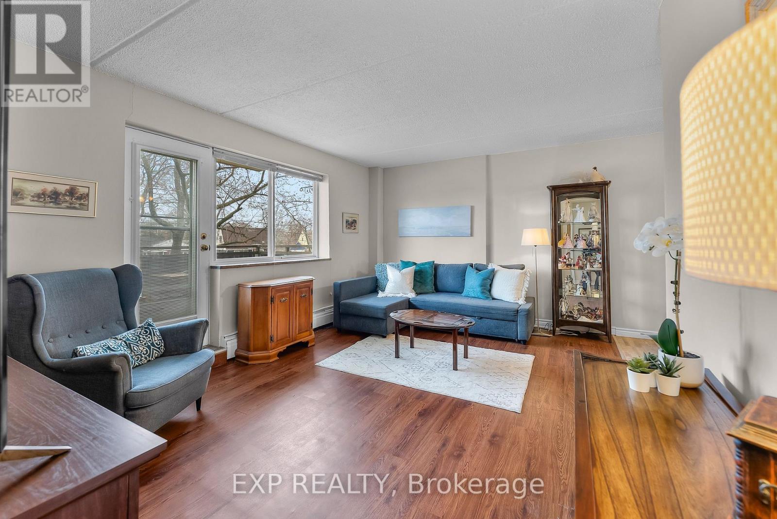 Photo 4 of 222 196 Scott Street, St Catharines ON
