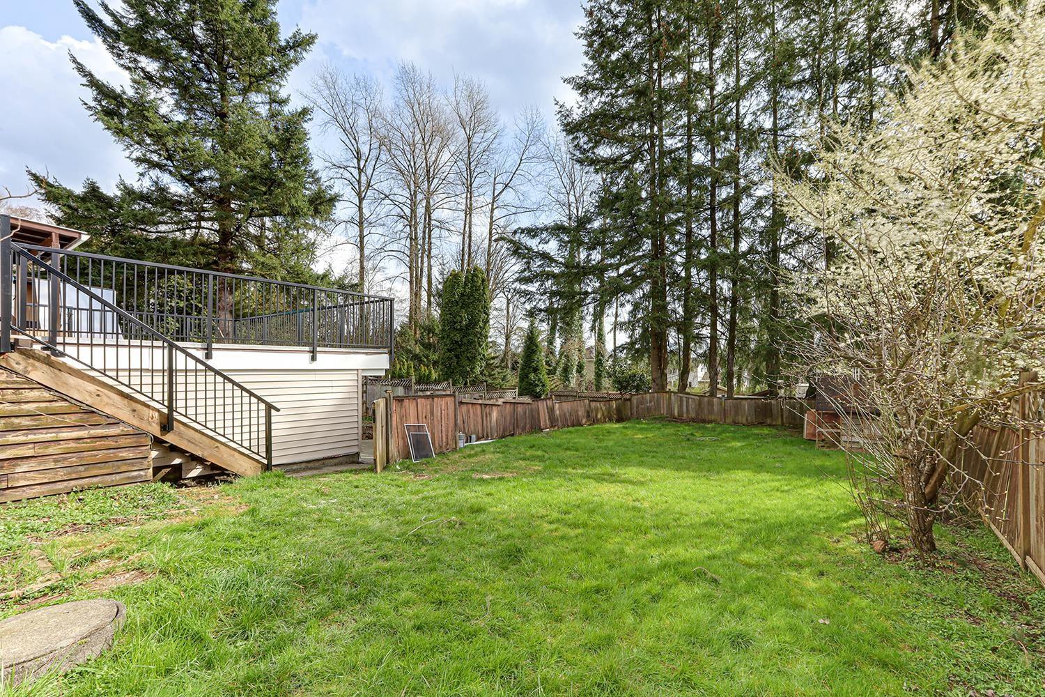 Photo 36 of 14888 88 Avenue, Surrey BC