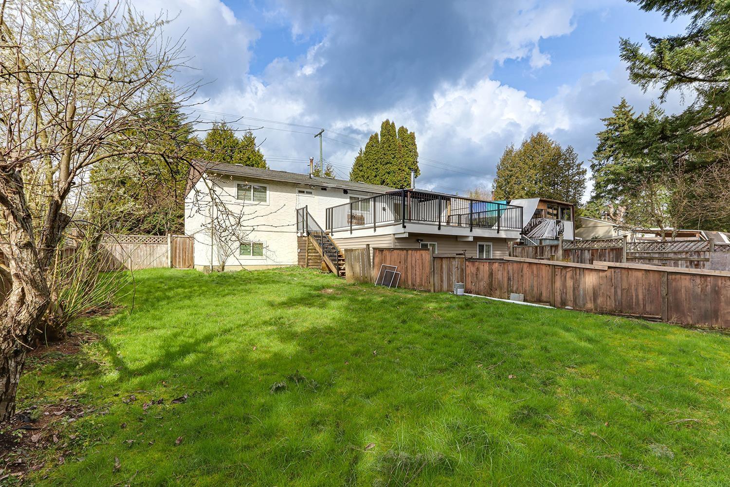 Photo 37 of 14888 88 Avenue, Surrey BC