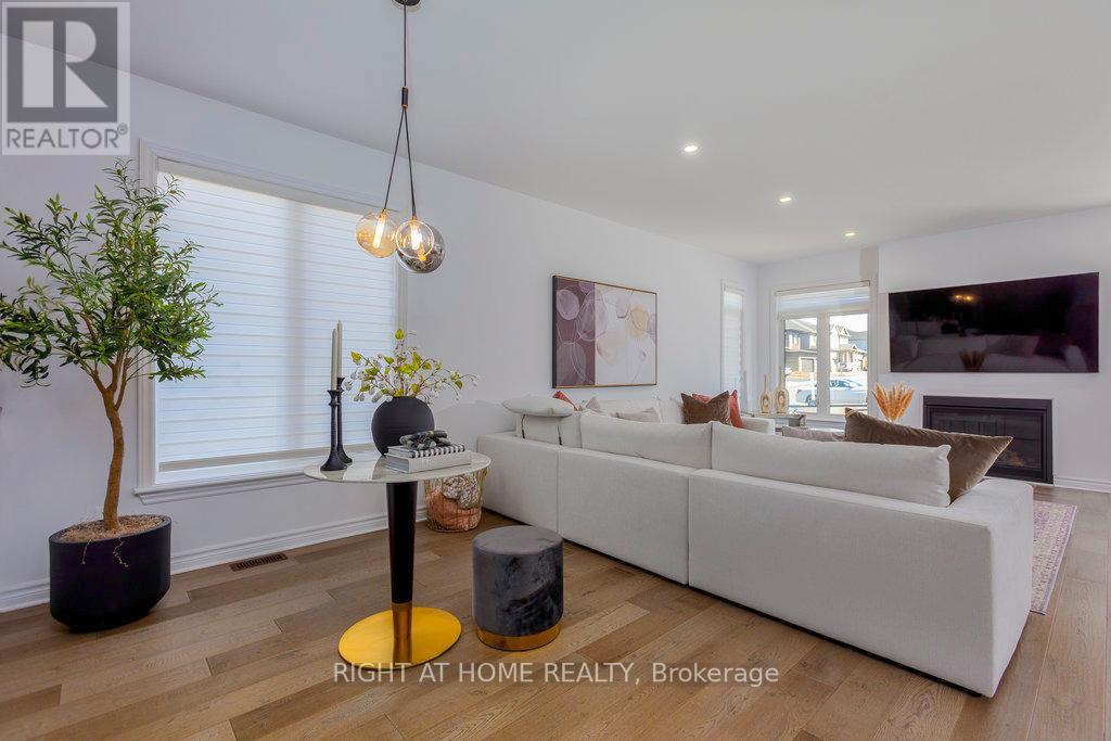 Photo 8 of 4511 Kelly Farm Drive, Ottawa ON