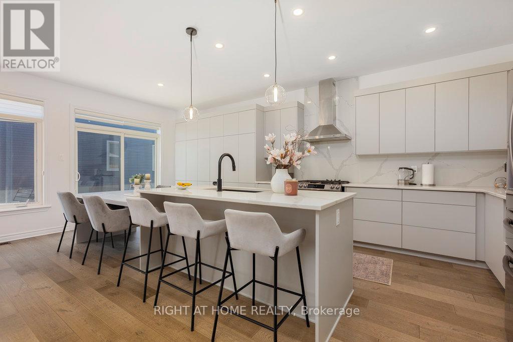 Photo 2 of 4511 Kelly Farm Drive, Ottawa ON