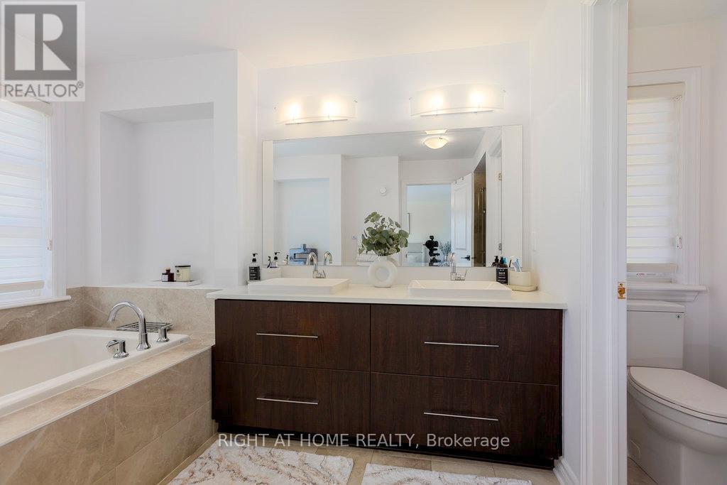 Photo 21 of 4511 Kelly Farm Drive, Ottawa ON