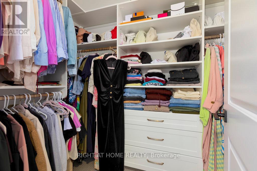 Photo 17 of 4511 Kelly Farm Drive, Ottawa ON