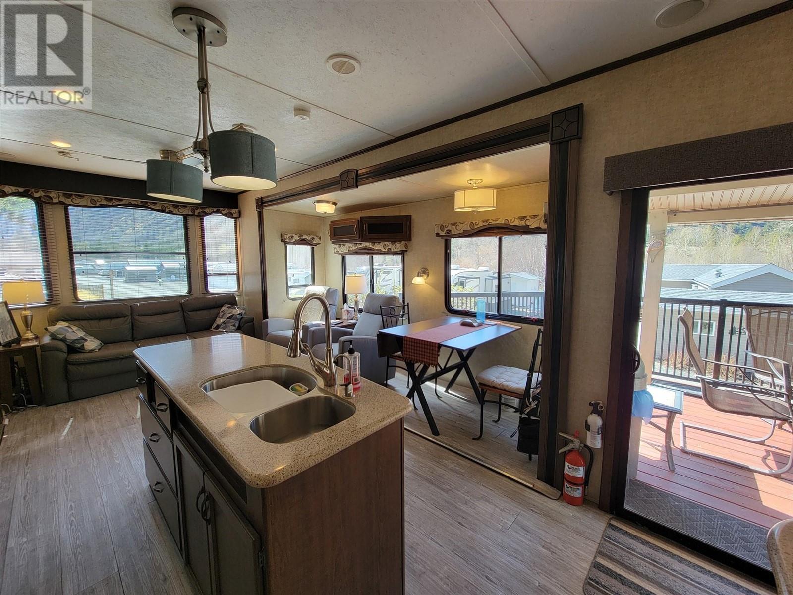 Photo 15 of 4354 Highway 3 Unit 13, Keremeos BC